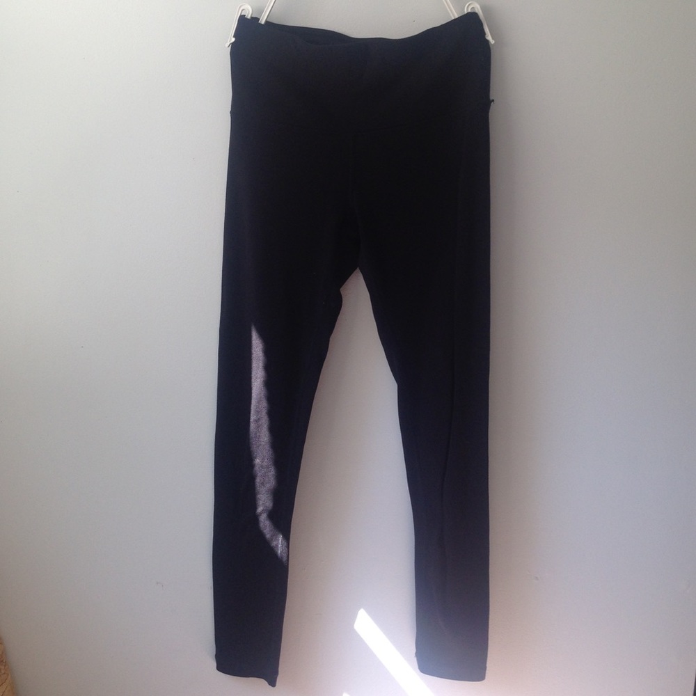 Black leggings